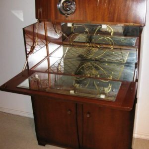 Cellarette of Fabulous Crown-Cut & Quilted Walnut