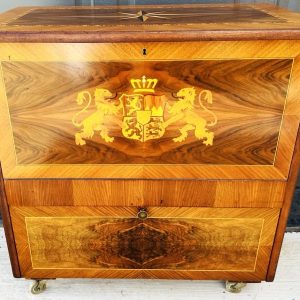 Portable English Cocktail Cabinet of Spectacular Inlaid Mahogany