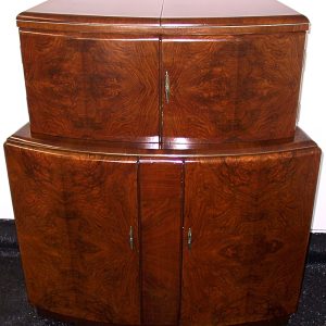Portable 'Envelope Bar' of Stunning Burl Walnut
