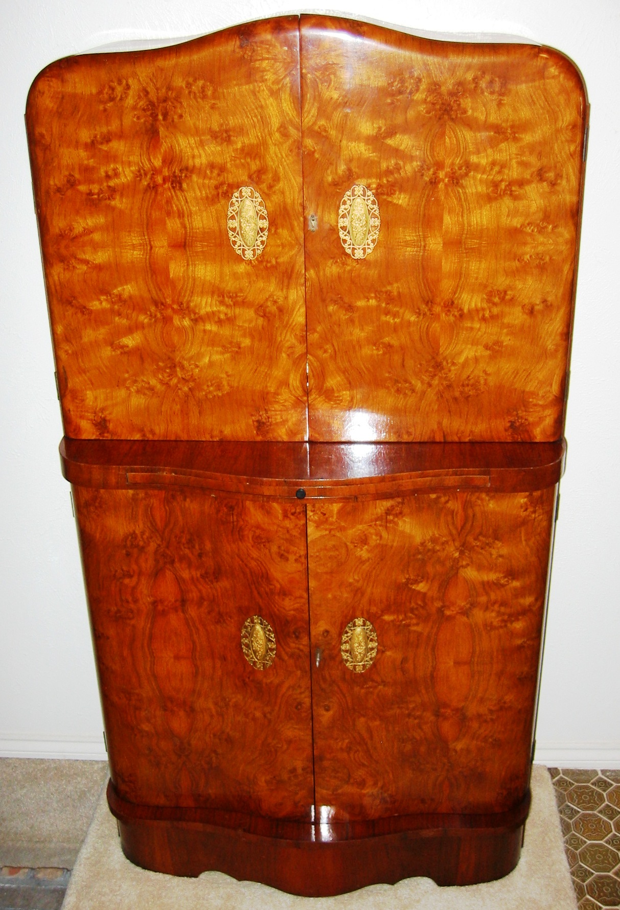 Large Upright Cocktail Cabinet of Stunning Burl Walnut