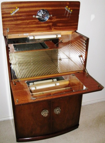 Small Pop-Up Bar of Burl & Crown-Cut Walnut