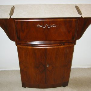 Rare Stationary 'Envelope Bar' of Superb Burl Walnut