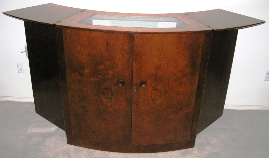 Portable 'Envelope Bar' of  Spectacular Burl Walnut